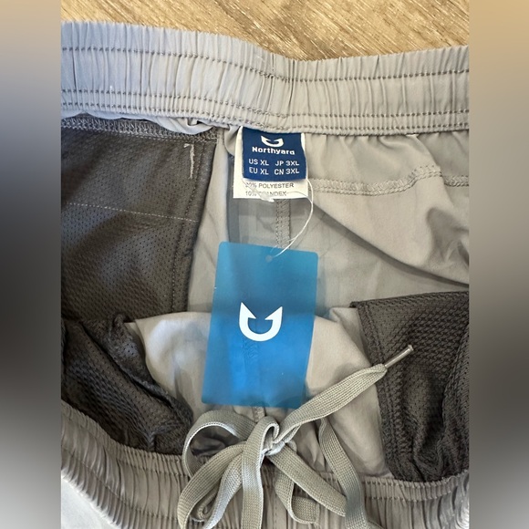 Men’s Northyard workout shorts - Picture 3 of 3